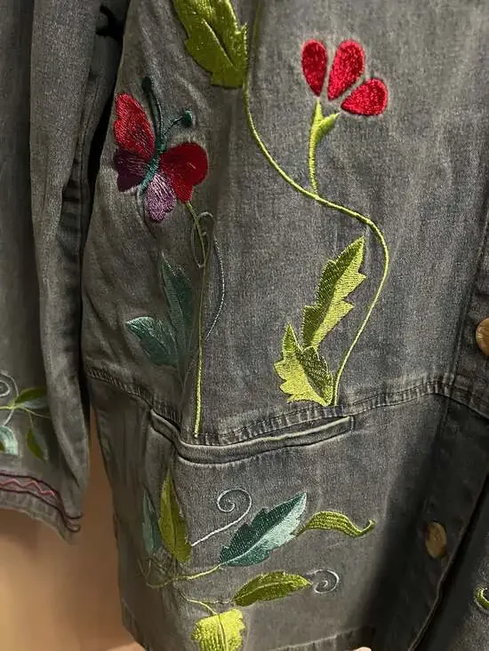 Denim Chore Jacket Teacher Chic Embroidery Jean Sz.L Cottage core - Picture 5 of 8